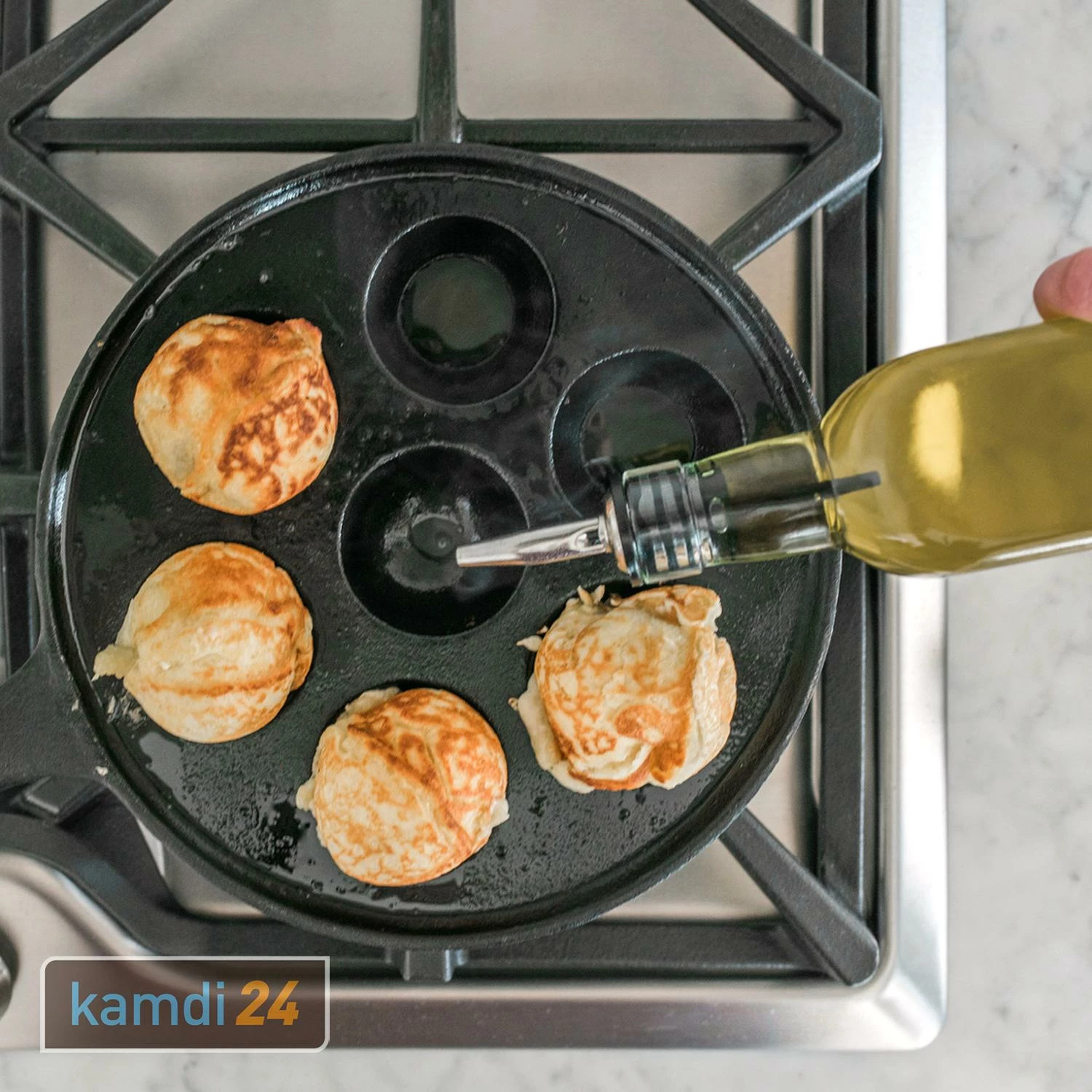 Camp Chef Aebleskiver Pfanne 5 Camp Chef Aebleskiver Pfanne – Bild 5