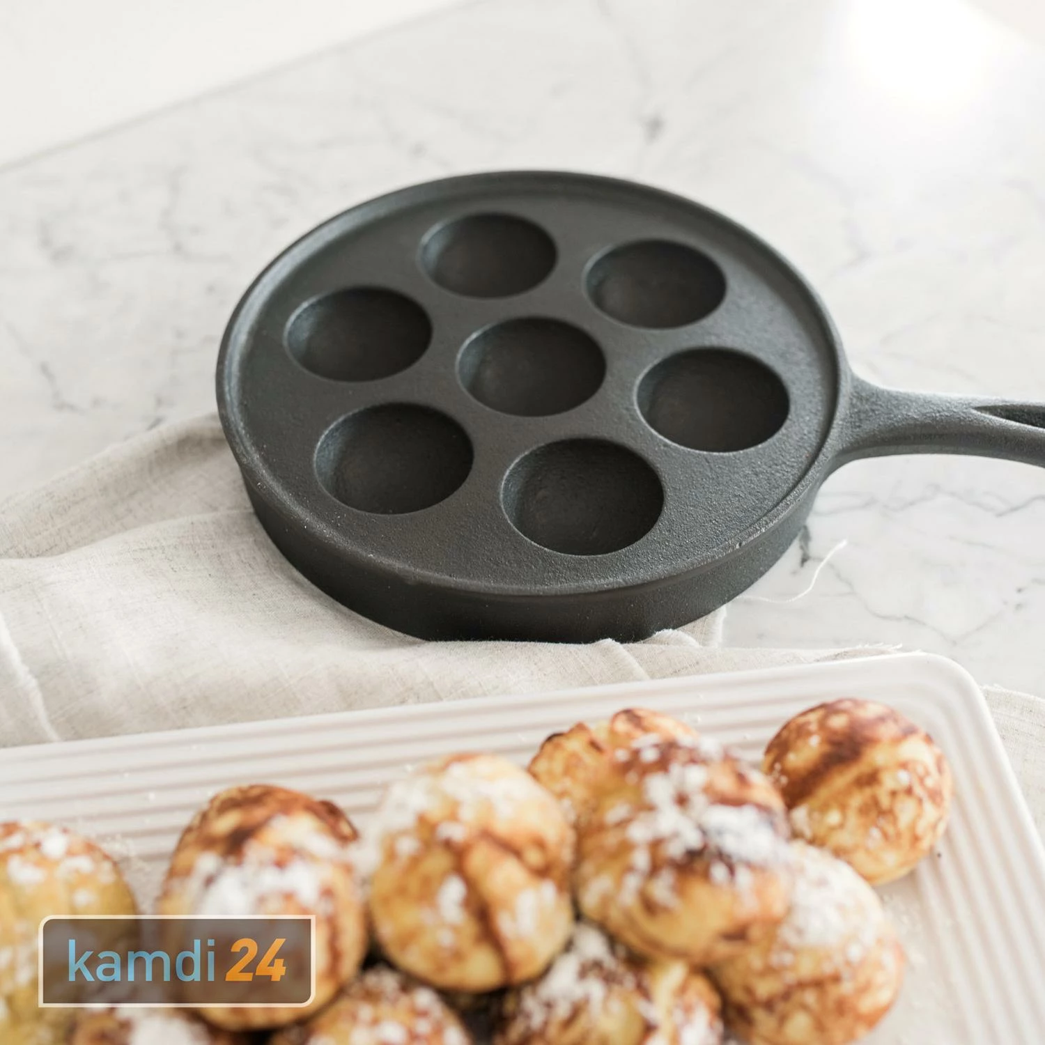 Camp Chef Aebleskiver Pfanne 8 Camp Chef Aebleskiver Pfanne – Bild 8