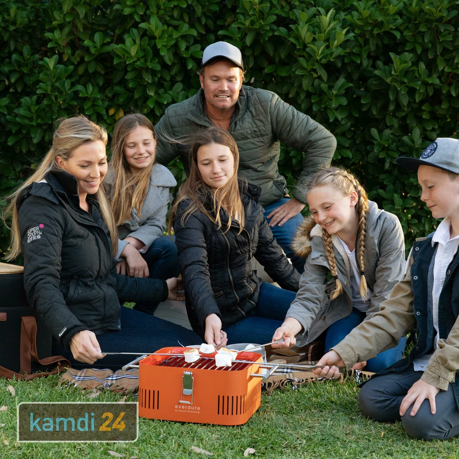 Everdure CUBE™ Holzkohlegrill Orange 10 Everdure CUBE™ Holzkohlegrill Orange – Bild 10