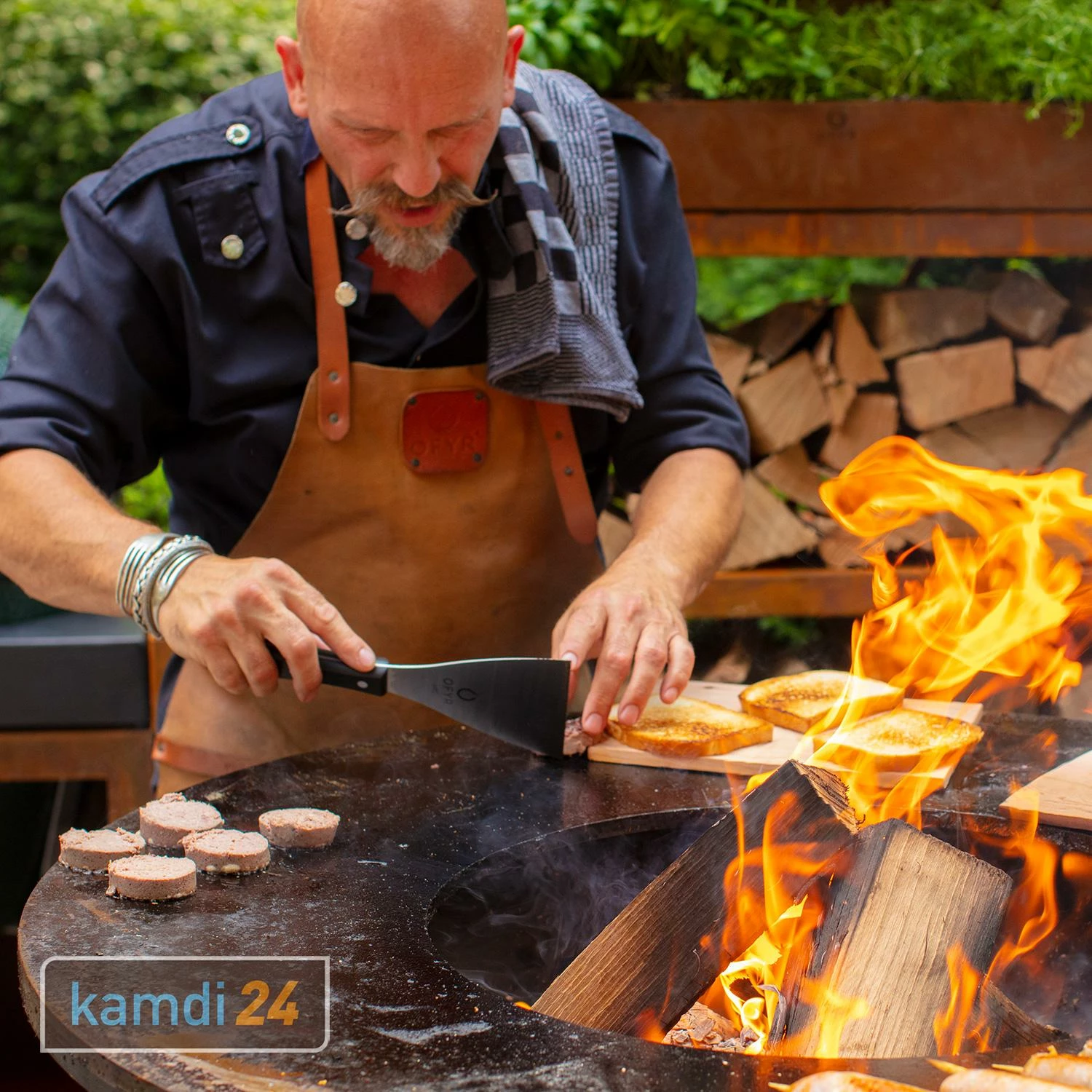 OFYR Classic Black 85 Grill & Feuerstelle 5 OFYR Classic Black 85 Grill & Feuerstelle – Bild 5