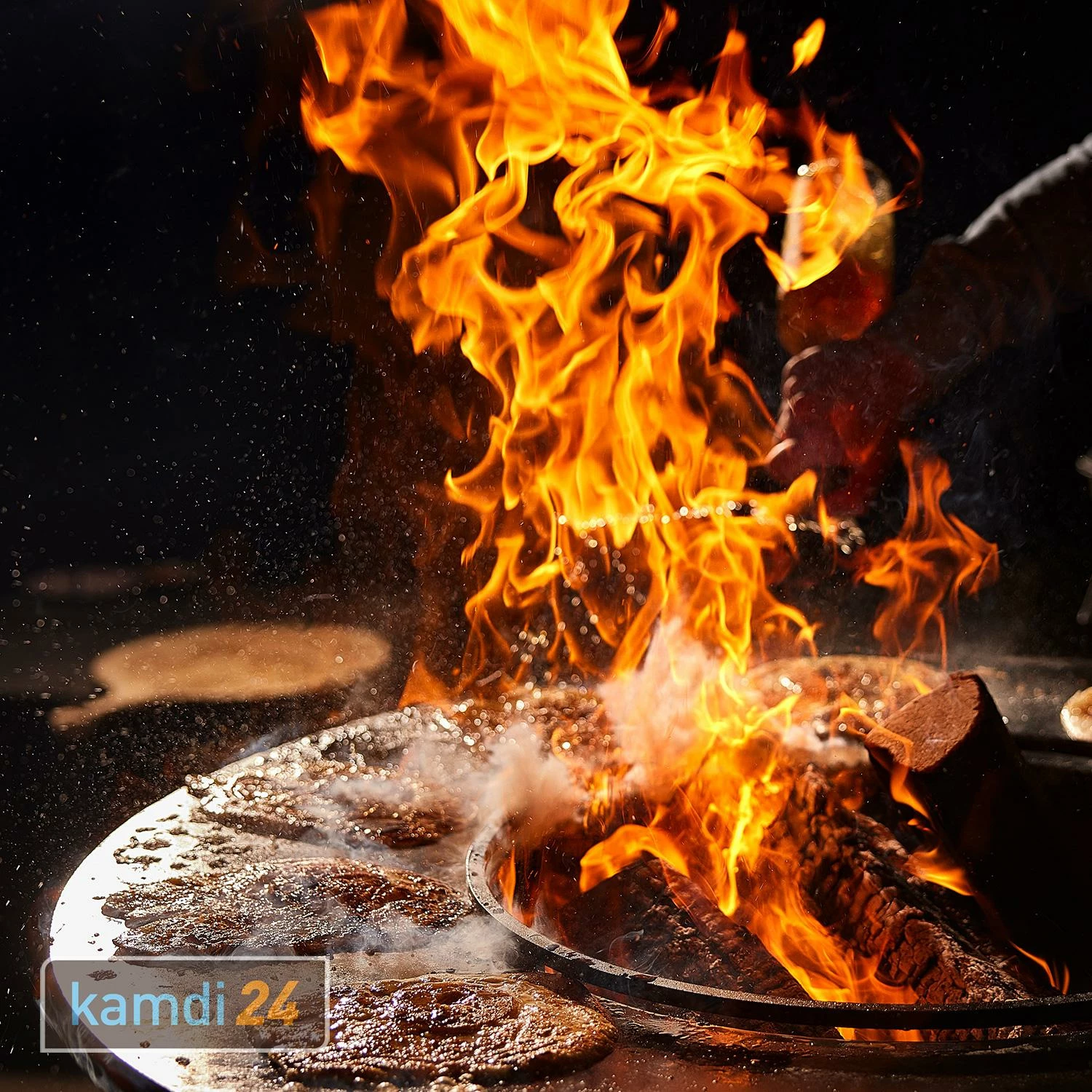 OFYR Classic Storage Black 85 Grill & Feuerstelle 10 OFYR Classic Storage Black 85 Grill & Feuerstelle – Bild 10